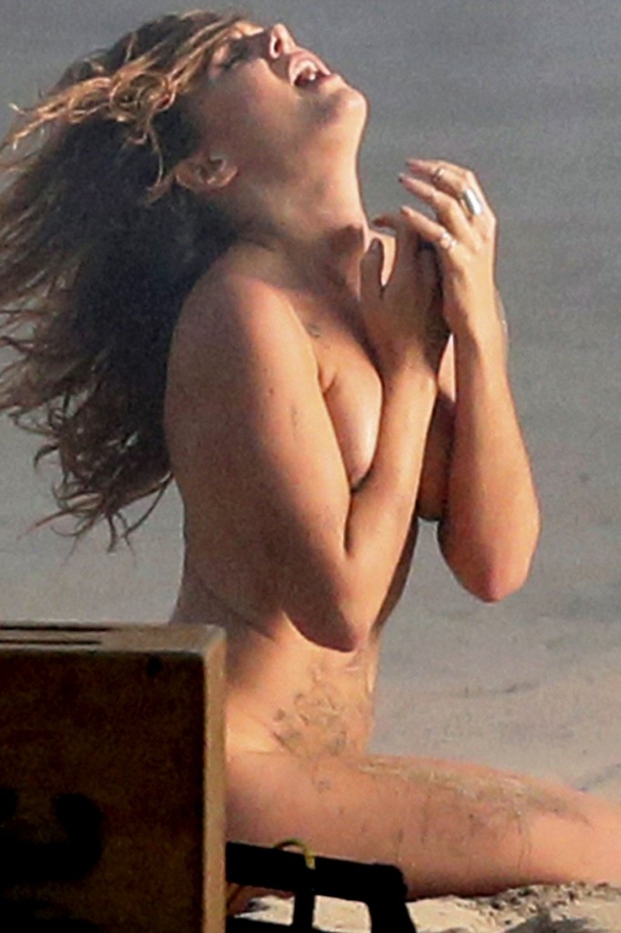 Tove Lo Topless Pictures