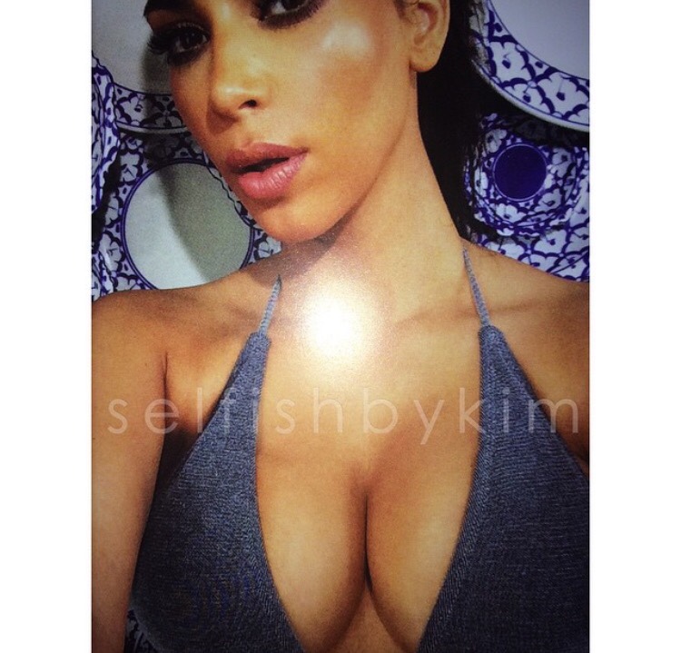 Kim Kardashian Sexy Pics