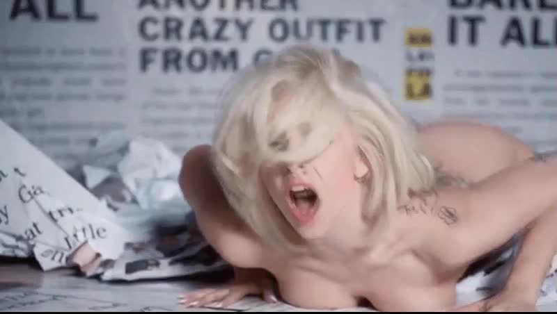 Lady Gaga Nude pics + gifs