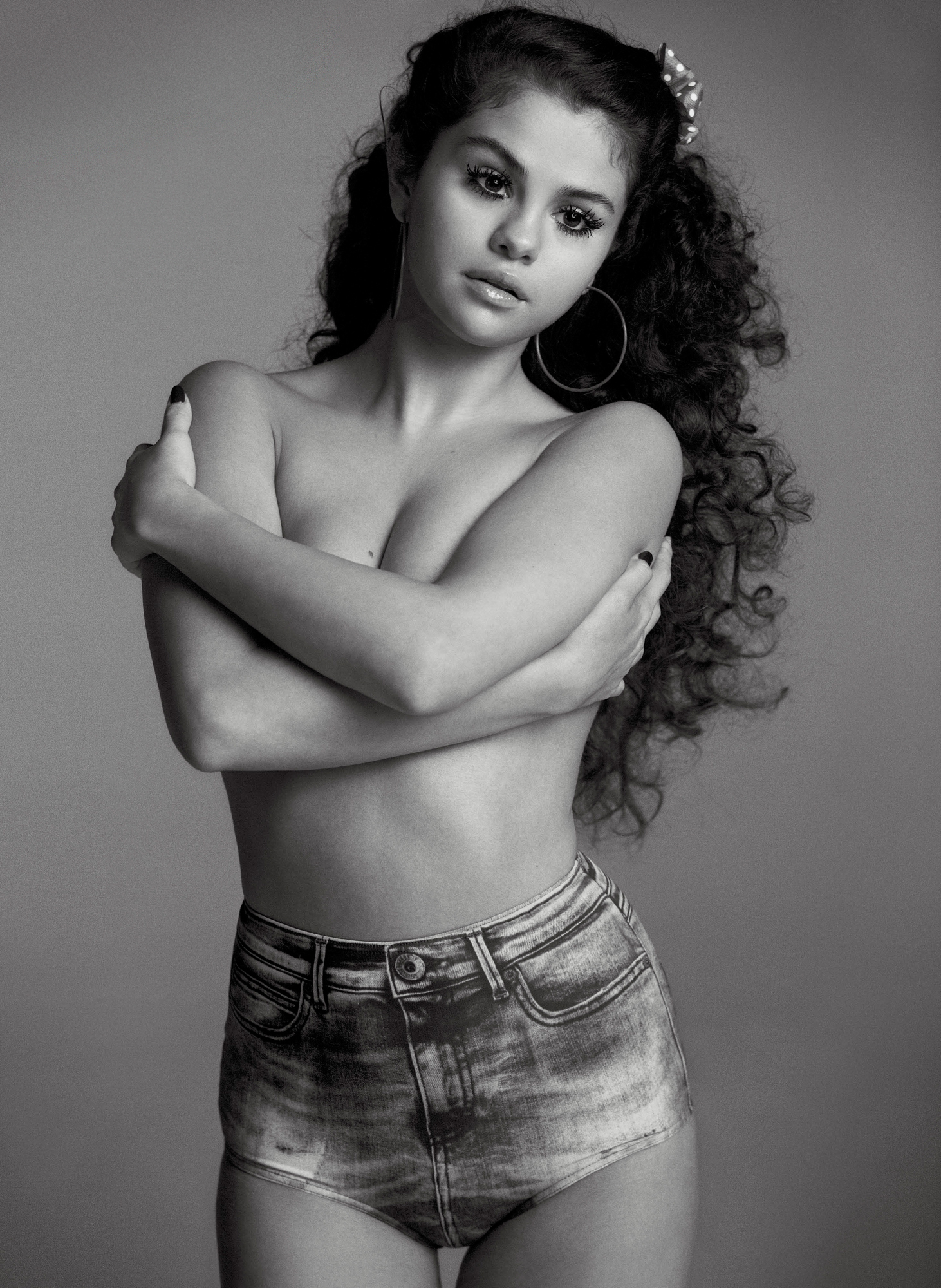 Selena Gomez Topless Photos