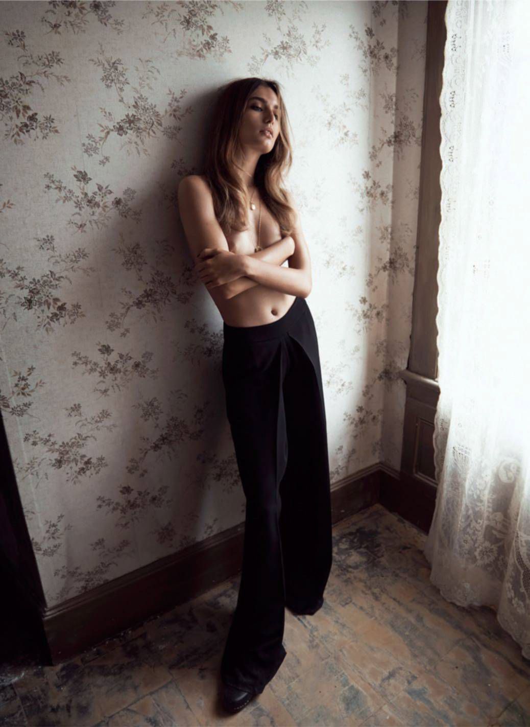 Topless Photos of Andreea Diaconu