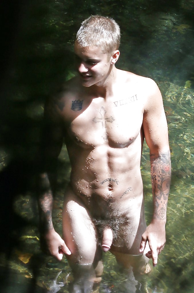 Naked Photos of Sahara Ray &amp; Justin Bieber