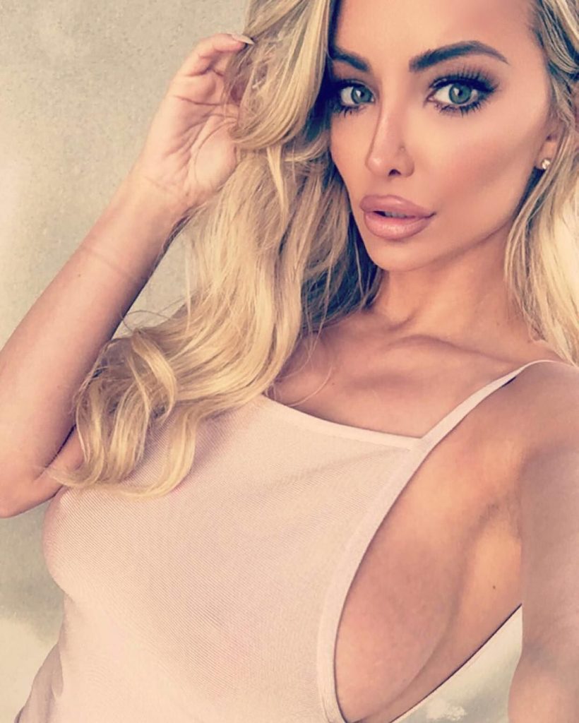 Fitness Diva Lindsey Pelas And Her Hottest Photos The Fappening 2014 2019 Celebrity Photo Leaks