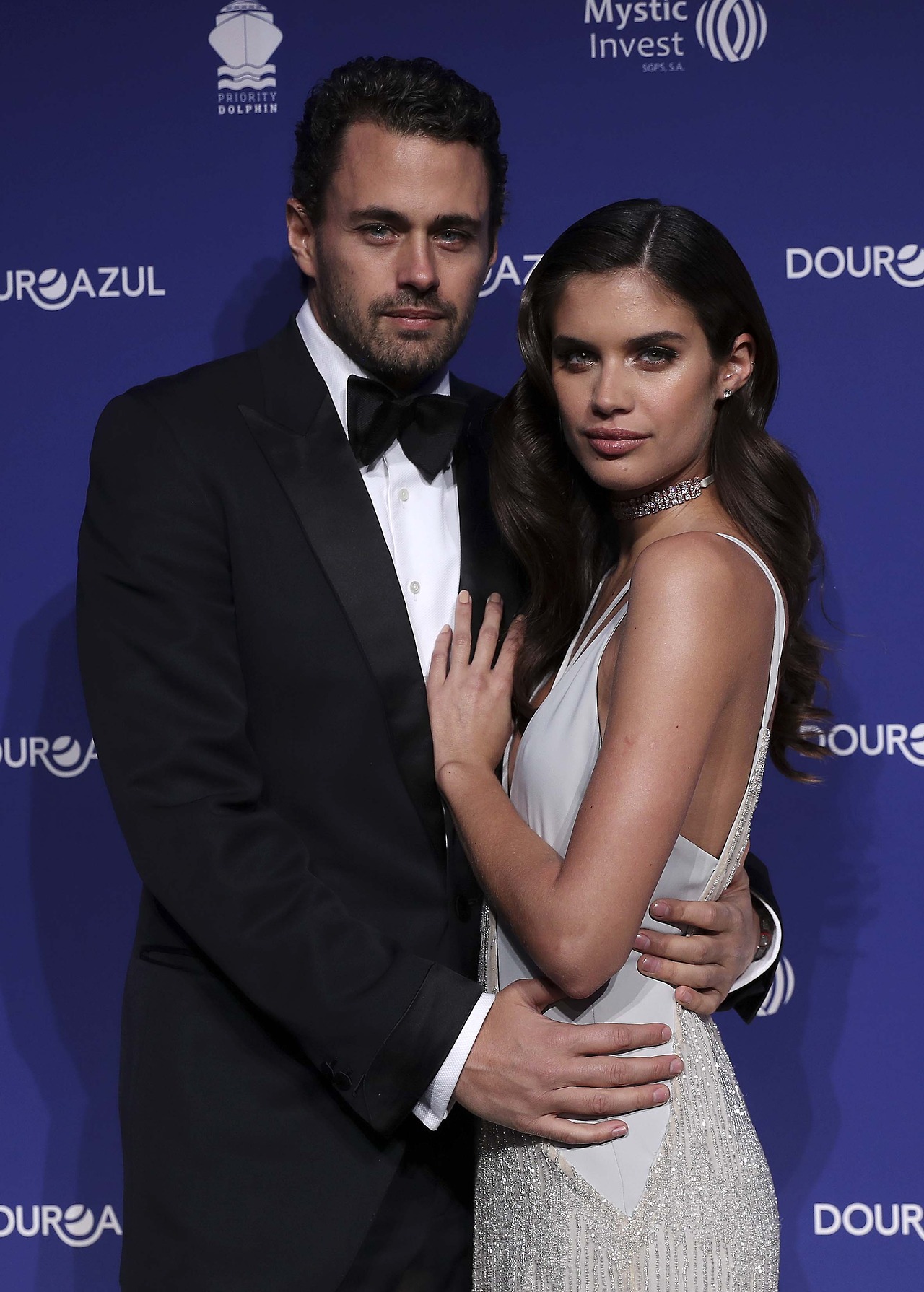 Backless Dress is The Best Fit For Sara Sampaio