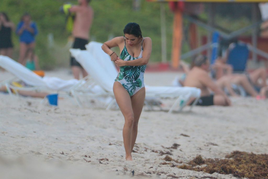 Diane Guerrero’s Swimsuit Looks Awesome