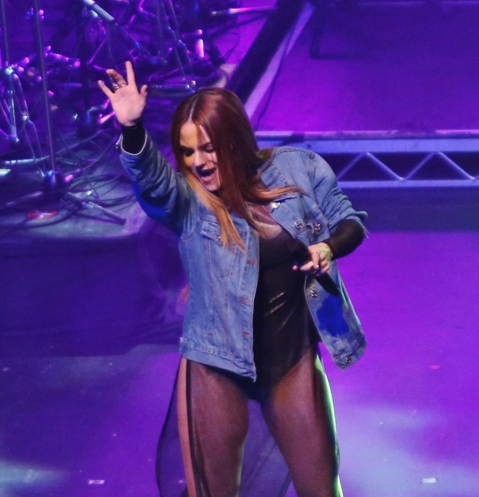 JoJo’s Thick Thighs Stealing The Show