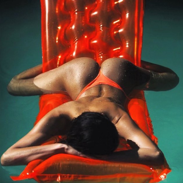 Elisa Meliani Topless