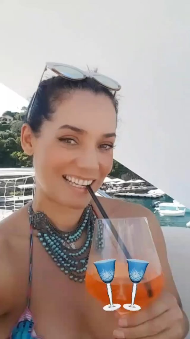 Monica Carvalho Hot