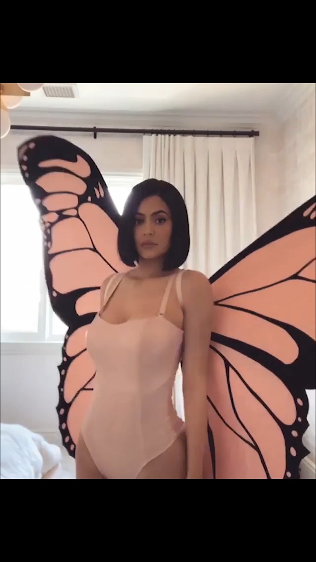 Kylie Jenner Erotic