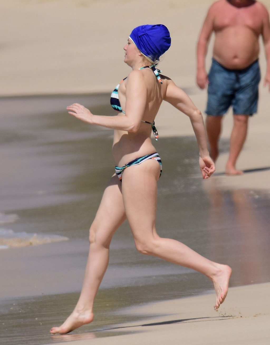 Meredith Ostrom Bikini