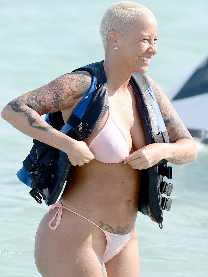 Amber Rose – Hottest celebrity beach bodies