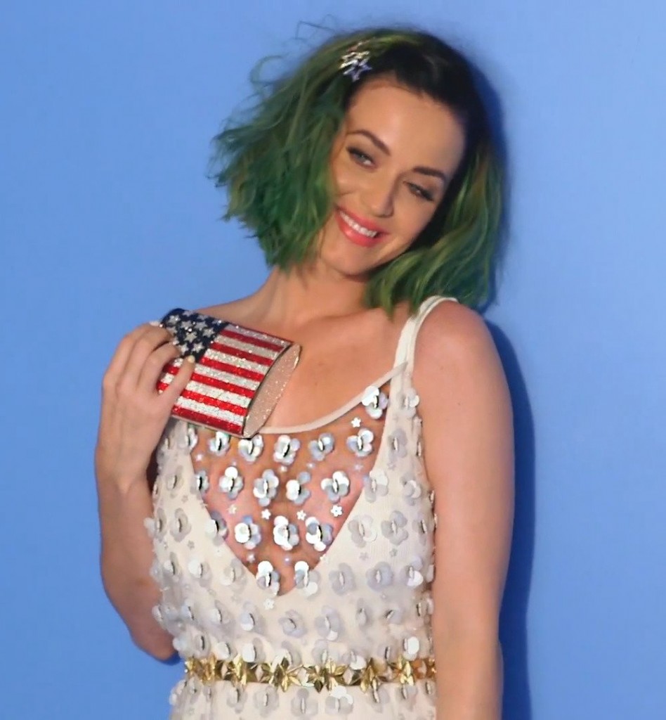 Katy Perry boobs