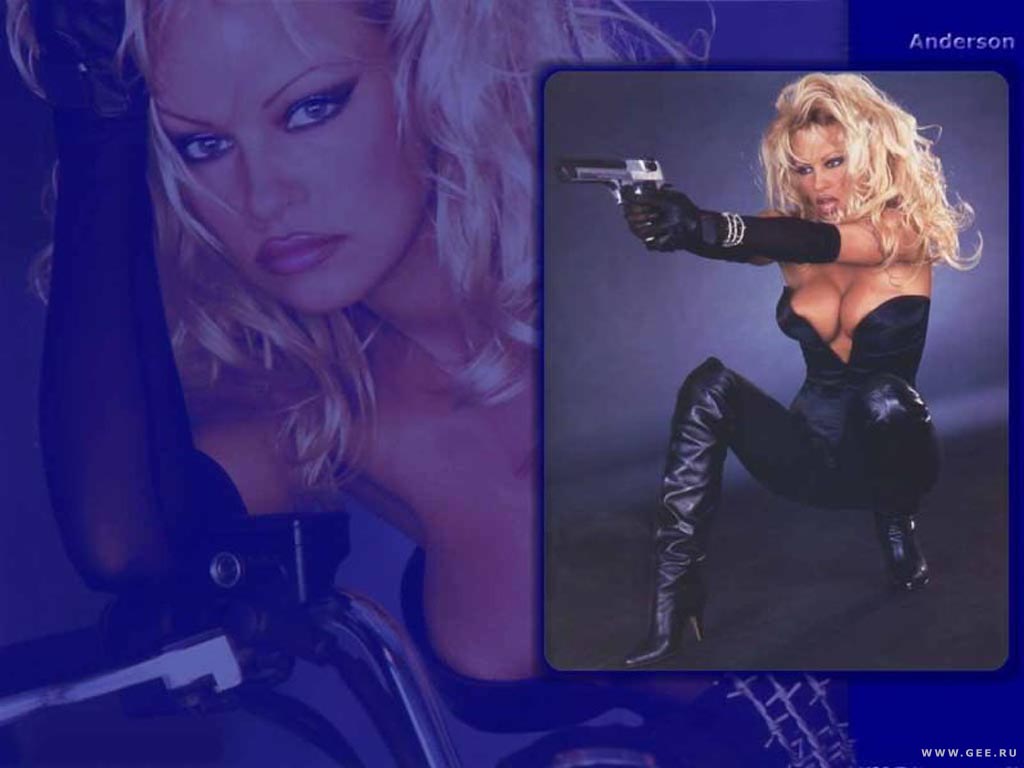Pamela Anderson naked – big pack