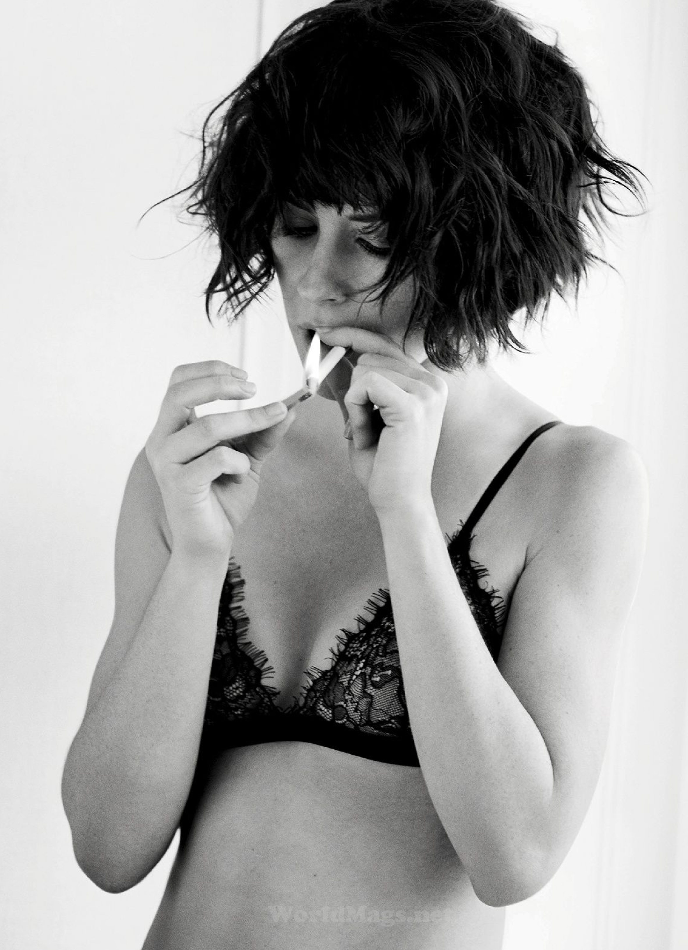 Evangeline Lilly Sexy Photoshoot