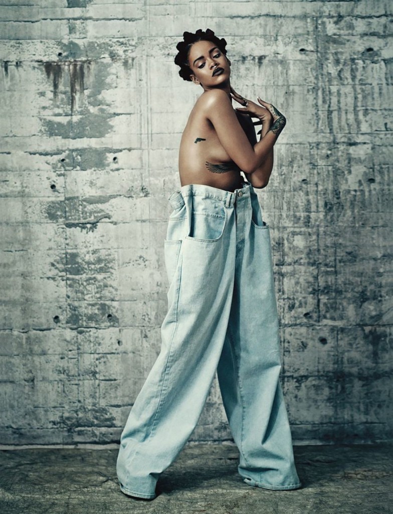 Topless Rihanna