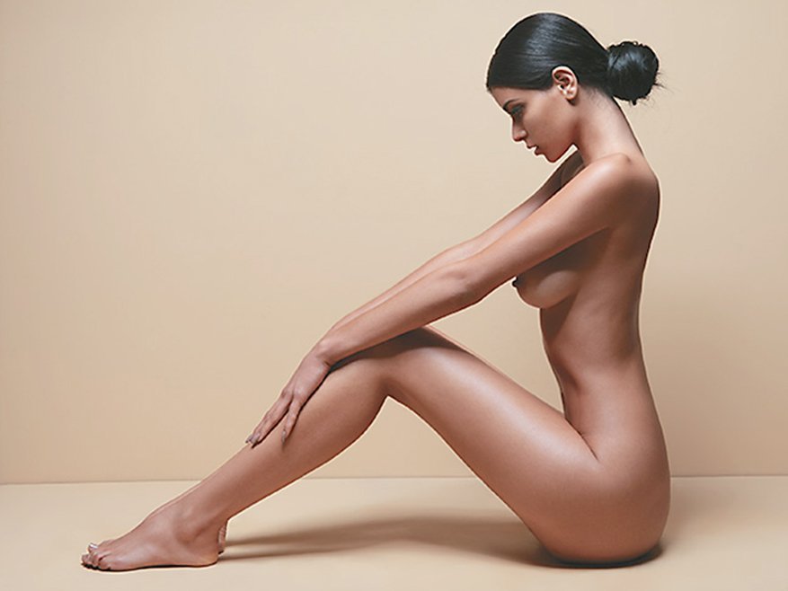 Isabella Obregon Nude Photoshoot