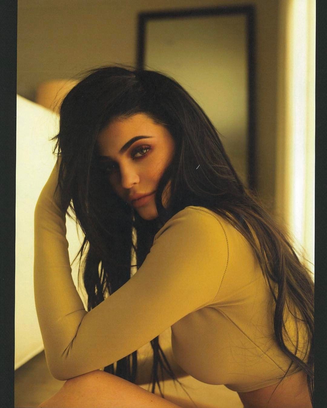 Kylie Jenner Sexy Photos