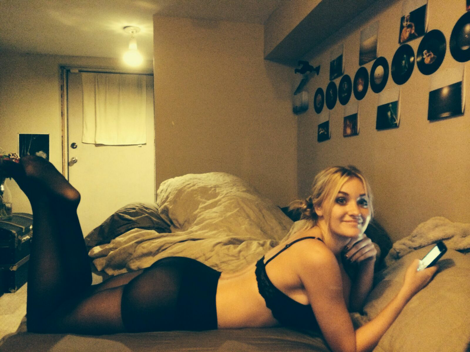 AJ Michalka’s Smooth Pussy Shown Up Close