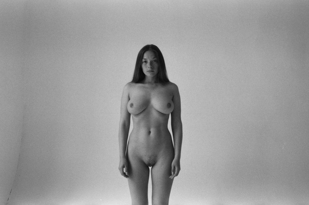 Olga Kobzar Naked